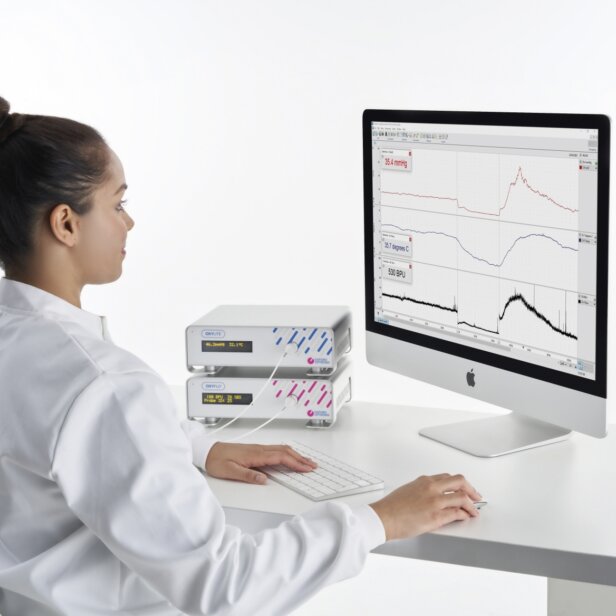 Oxford Optronix Oxylite Oxyflo monitor 4240 1500px